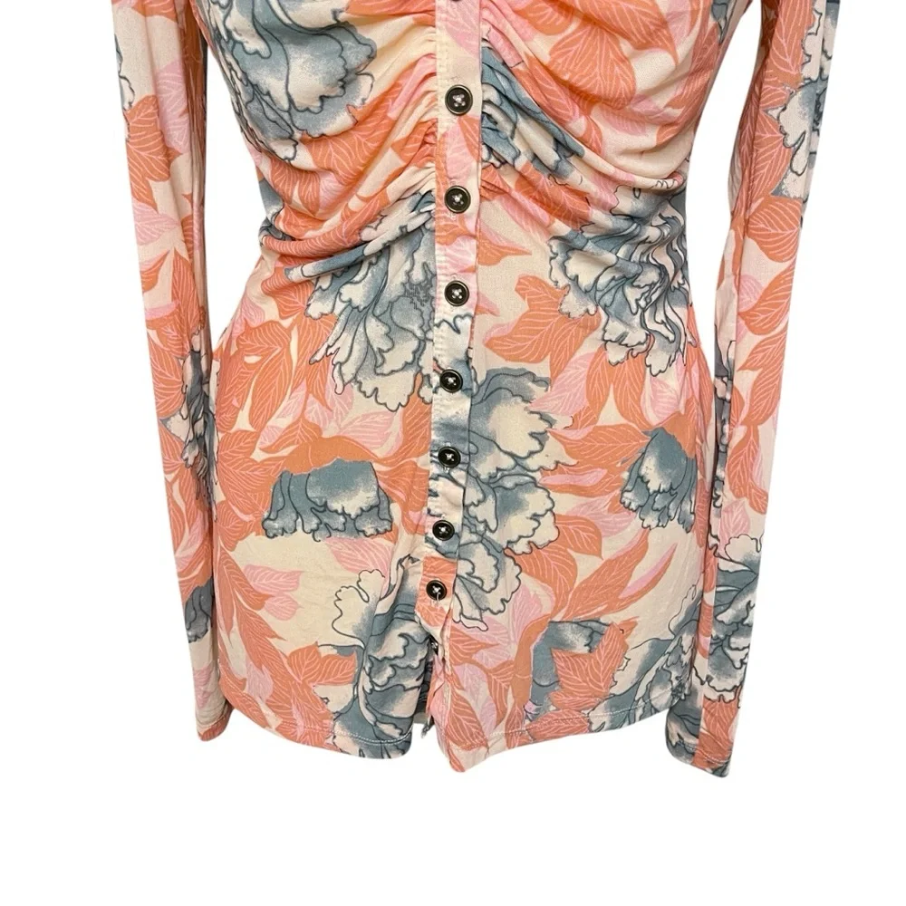 ❌SOLD❌FREE PEOPLE Lucky Shirt Ruched Floral Button Front, Large - Picture 4 of 14